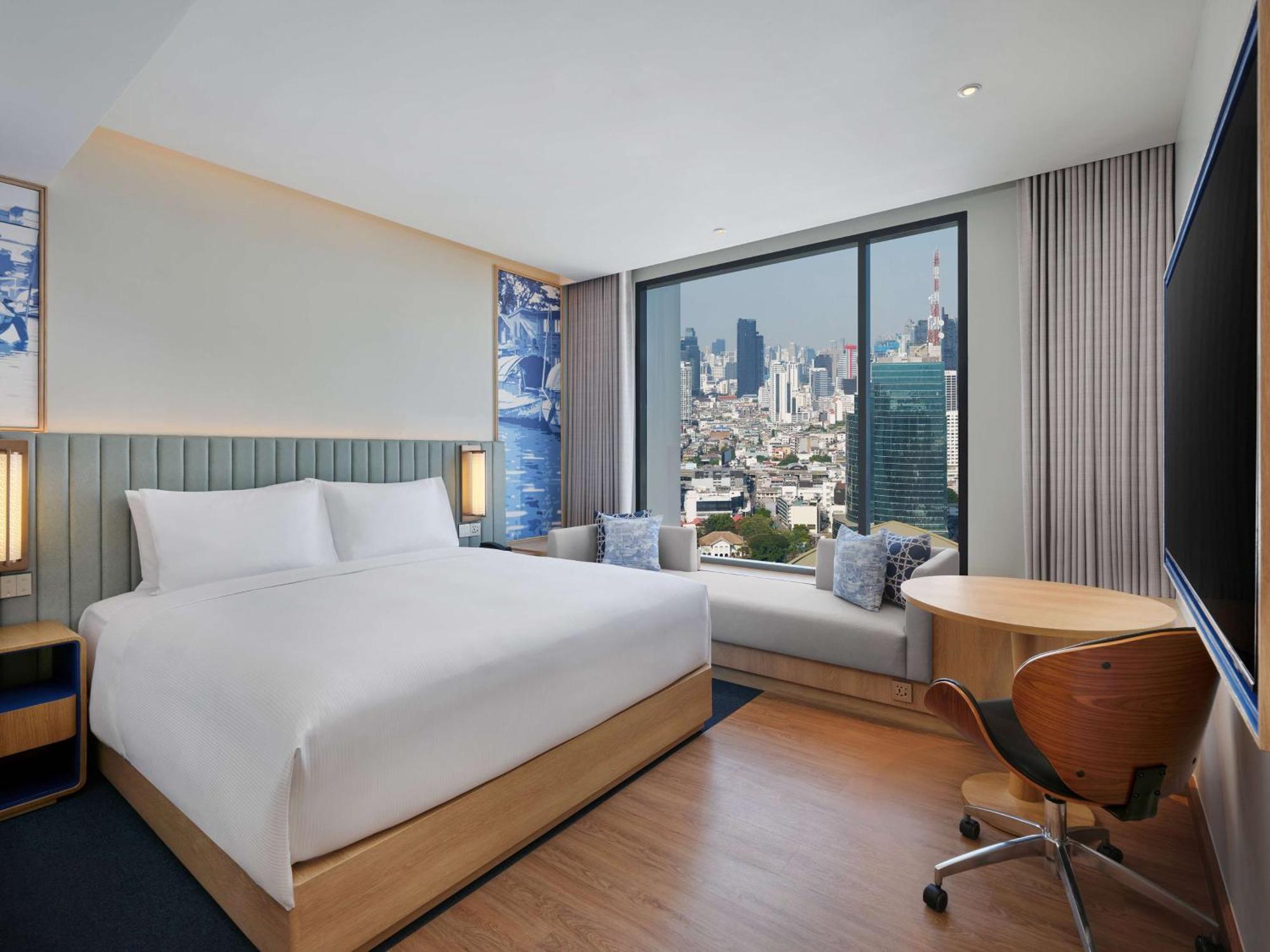 Hilton Garden Inn Bangkok Riverside Екстериор снимка