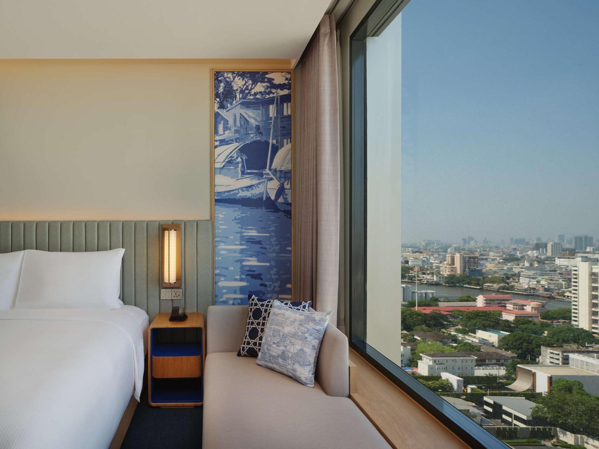 Hilton Garden Inn Bangkok Riverside Екстериор снимка