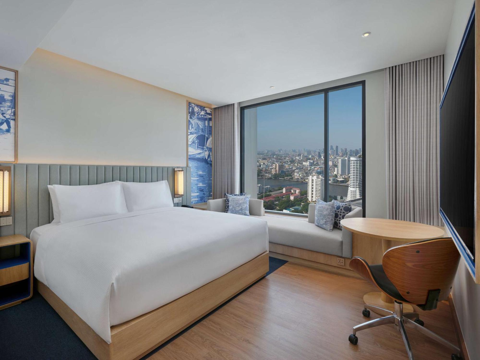 Hilton Garden Inn Bangkok Riverside Екстериор снимка