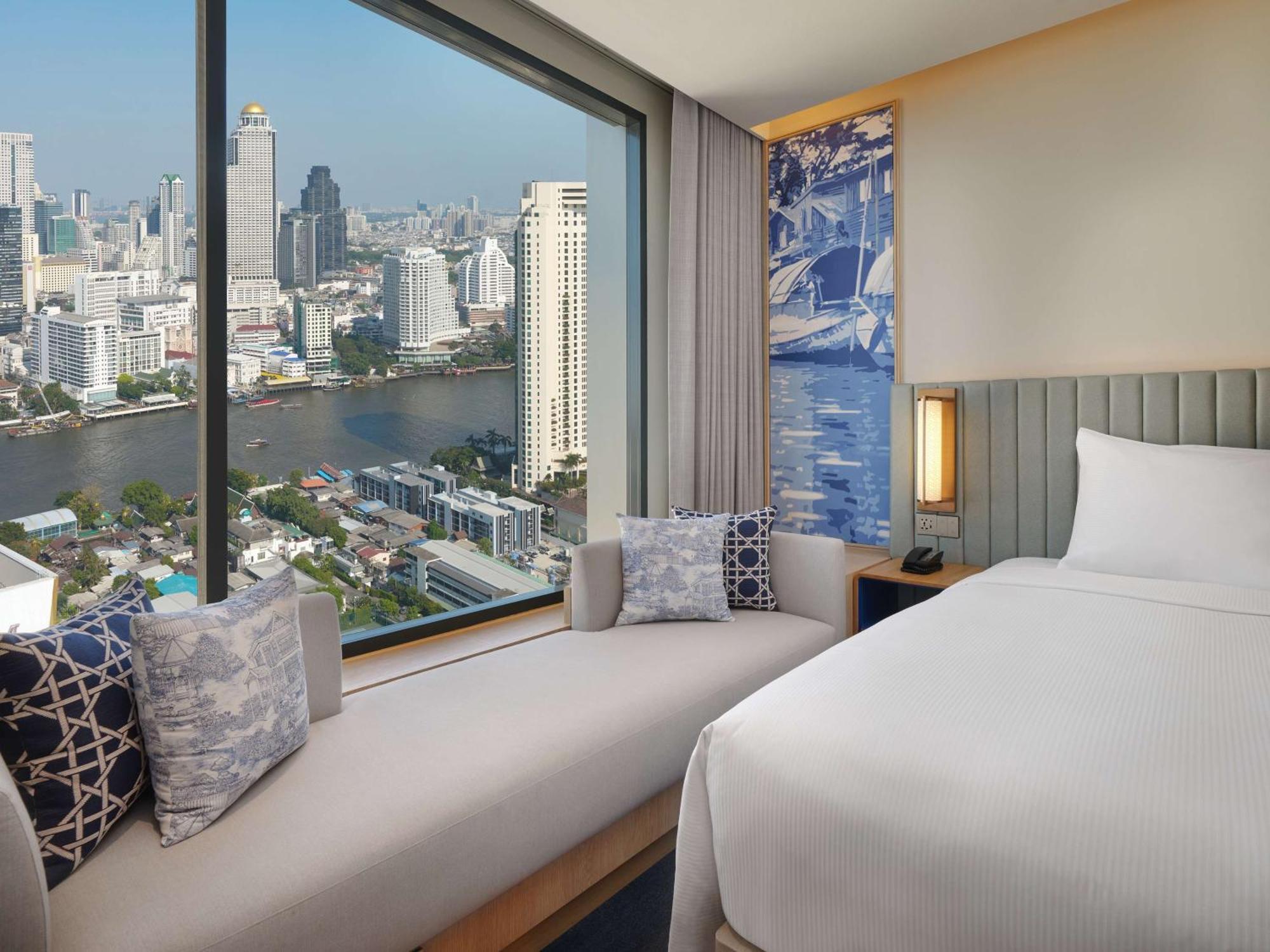 Hilton Garden Inn Bangkok Riverside Екстериор снимка
