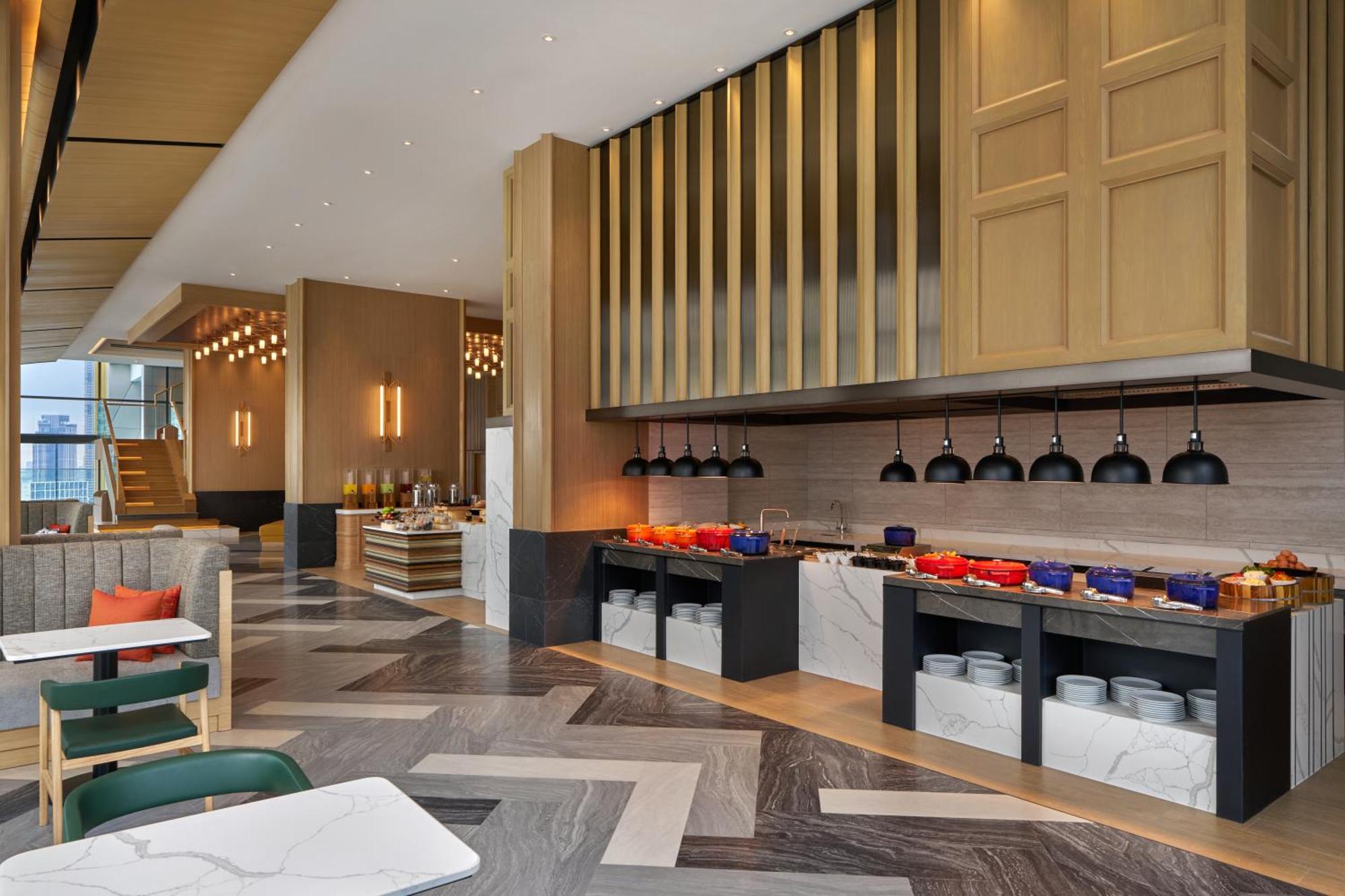 Hilton Garden Inn Bangkok Riverside Екстериор снимка
