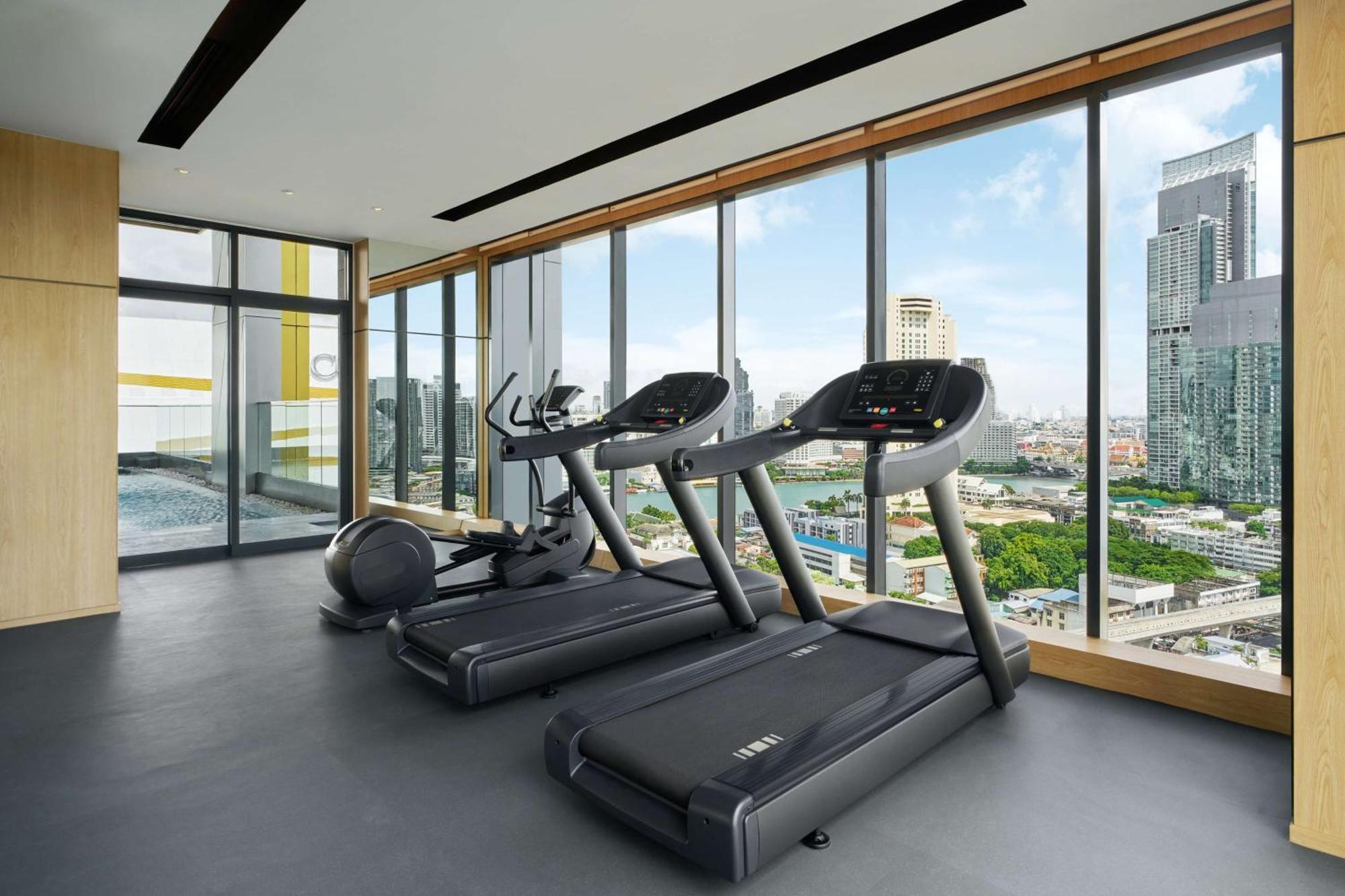 Hilton Garden Inn Bangkok Riverside Екстериор снимка