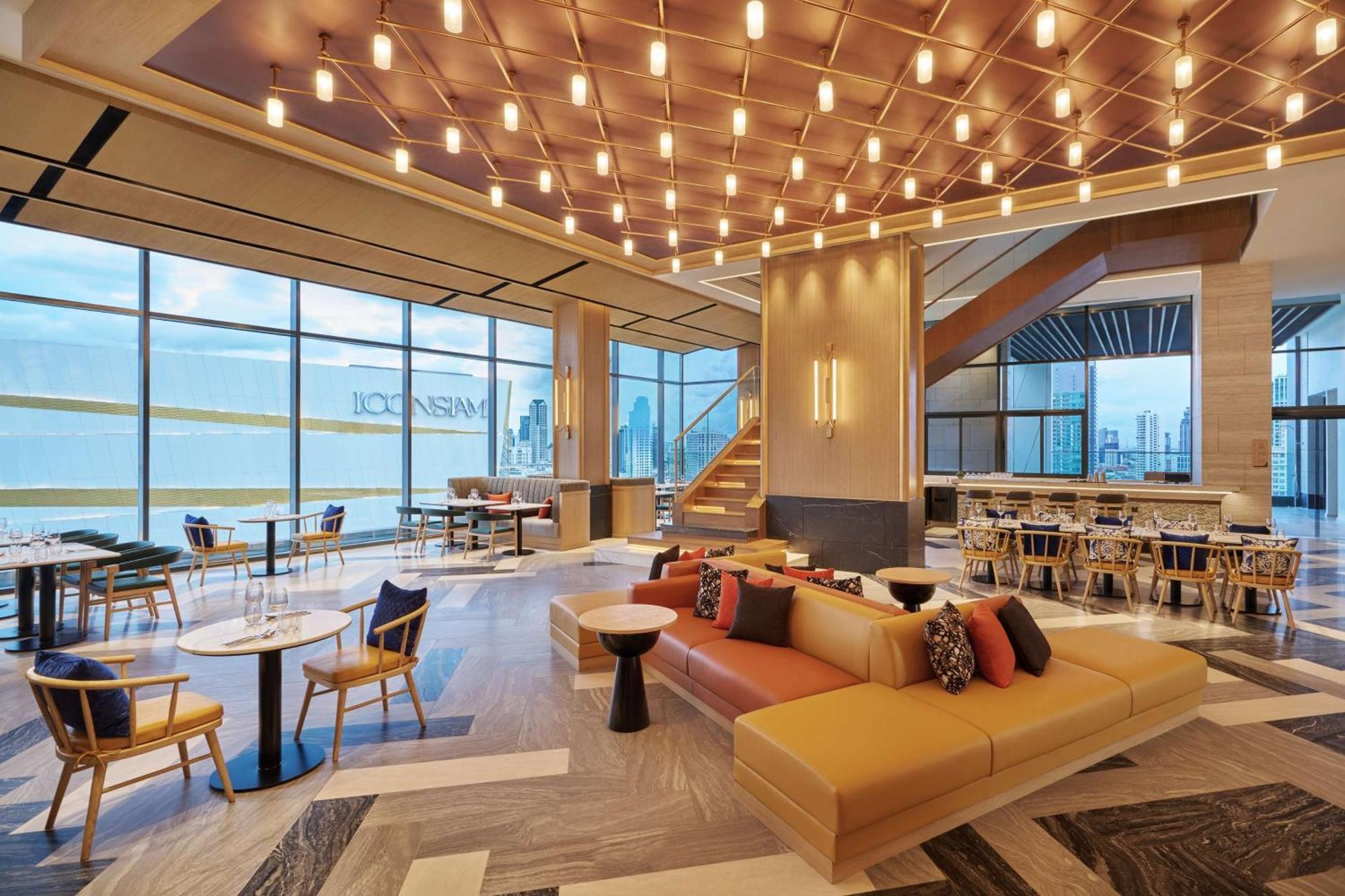 Hilton Garden Inn Bangkok Riverside Екстериор снимка